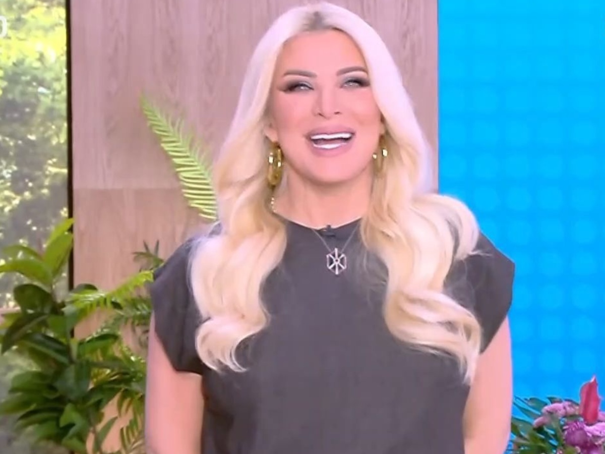 Η Κατερίνα Καινούργιου επέστρεψε στη Super Κατερίνα: «Είμαι εδώ, είμαι καλά – Όταν αρρωσταίνεις πρέπει να είσαι προσεκτική»