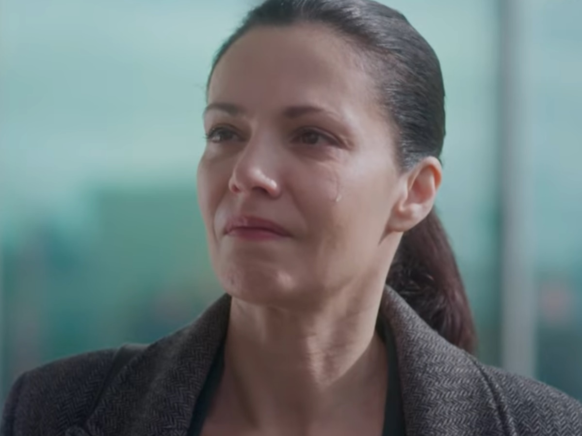 «Μια νύχτα μόνο»: Η Αρετή δέχεται μήνυμα από την Ευθυμίου, που νιώθει ότι απειλείται η ζωή της