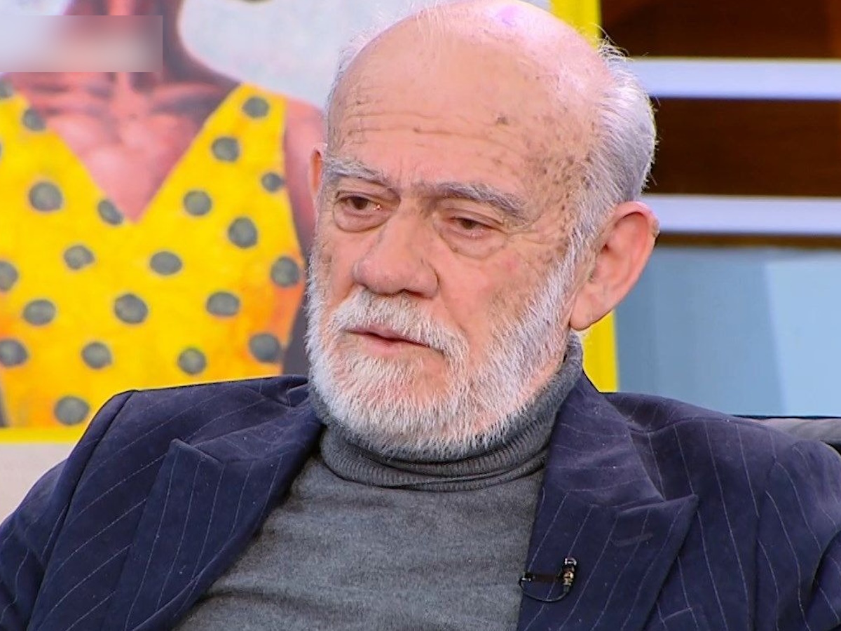 Γιώργος Λιάνης: «Είμαι εξαιρετικός παππούς και πανάθλιος πατέρας» – Η εξομολόγηση για τη σύντροφό του