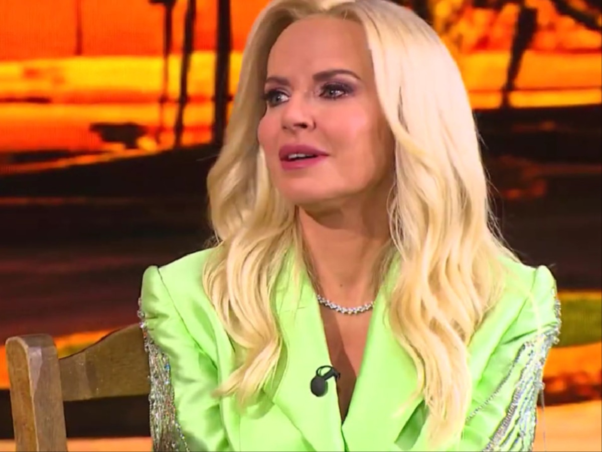 Moments: «Λύγισε» η Μαρία Μπεκατώρου με το συγκινητικό μήνυμα της μητέρας της – Βίντεο