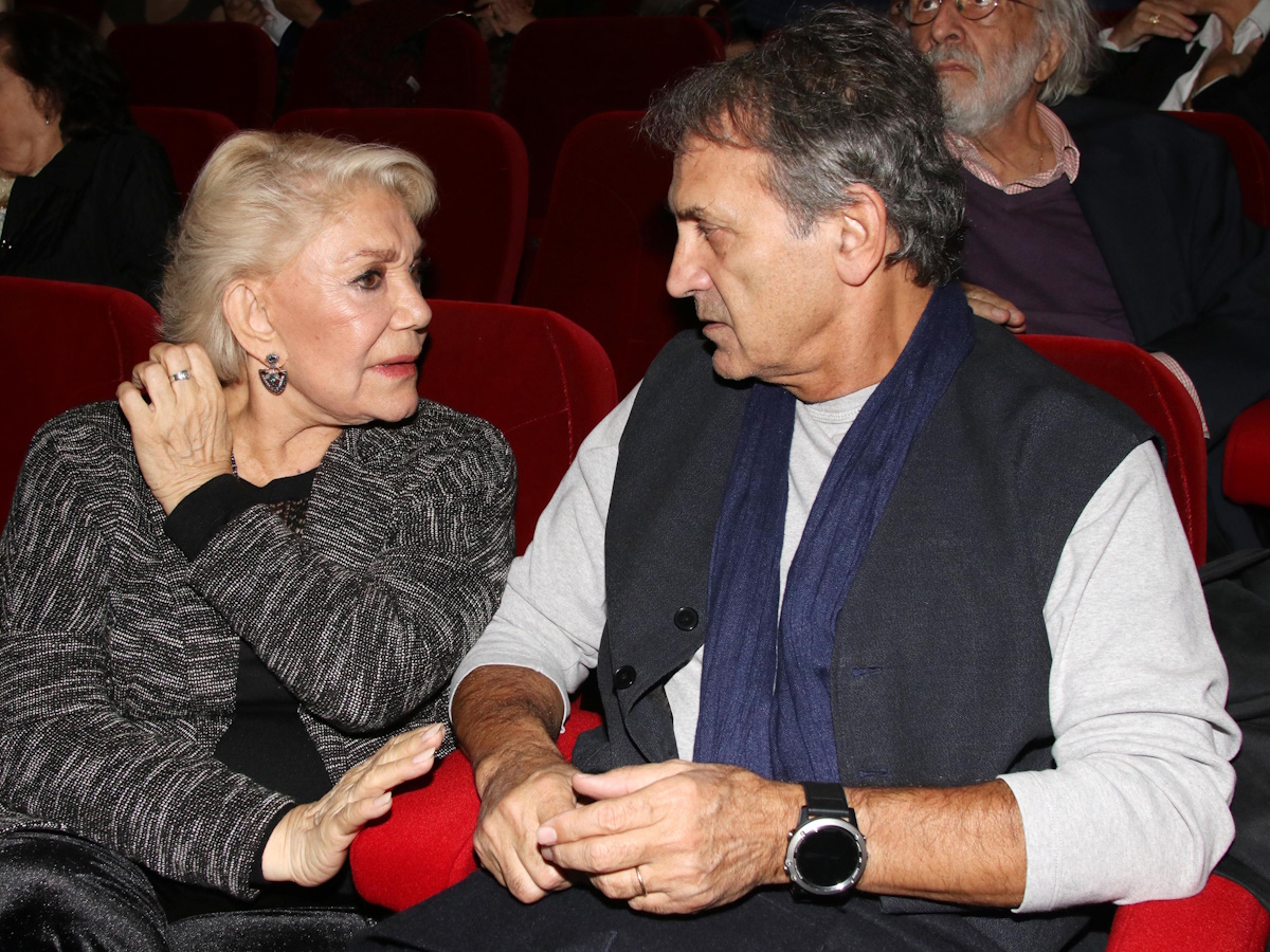 Μαρινέλλα: Ο Γιώργος Νταλάρας την αποχαιρετά με ένα συγκινητικό μήνυμα – «Σε ευχαριστώ για όλα μάνα»