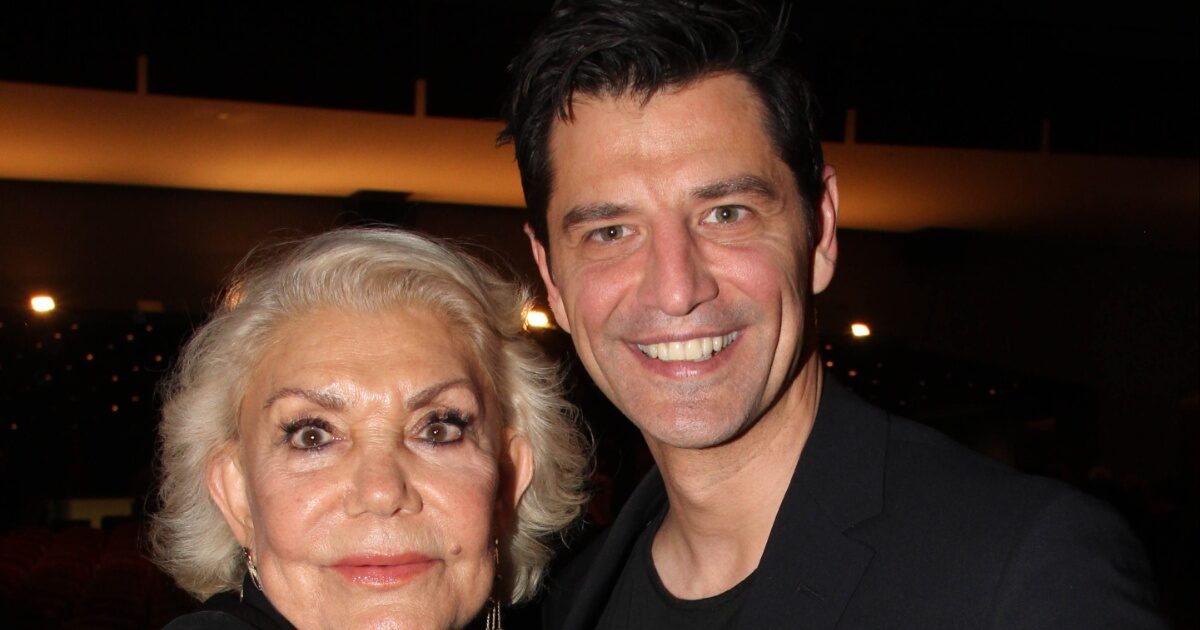 Ο Σάκης Ρουβάς αποχαιρετά τη Μαρινέλλα – «Η παρουσία της σε καθήλωνε»