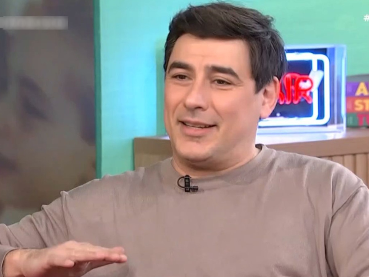 Βασίλης Μαυρογεωργίου: Η εξομολόγηση για τον ρόλο του στη σειρά «Έχω παιδιά» – «Υπάρχει μια ιστορία γι’ αυτό»