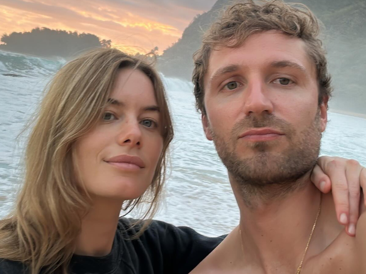 Τεό Νιάρχος – Καμίλ Ρόου: Σε τροχιά γάμου μετά τη γέννηση του πρώτου τους παιδιού