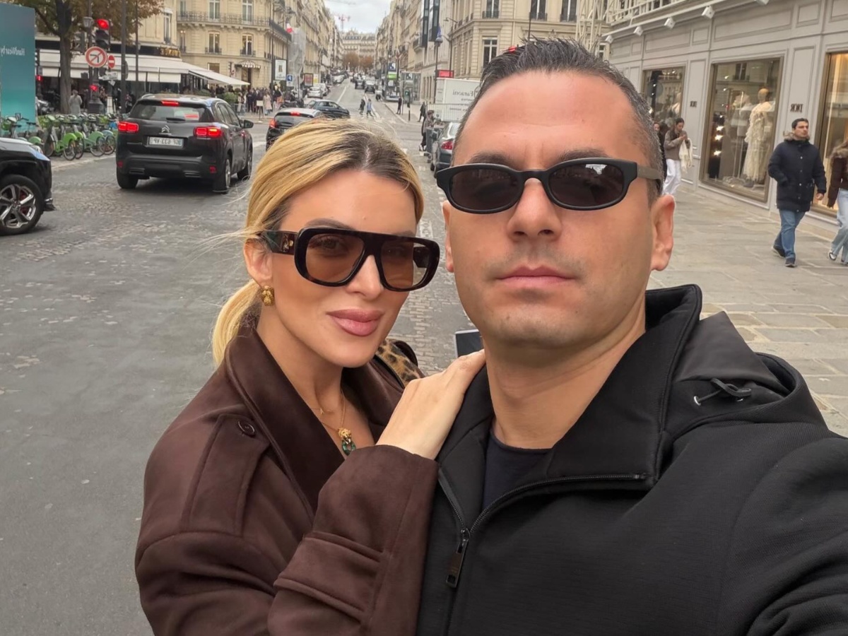 Κατερίνα Καινούργιου: Ο Παναγιώτης Κουτσουμπής φωτογραφίζει τη φουσκωμένη κοιλίτσα της λίγο πριν γεννήσει