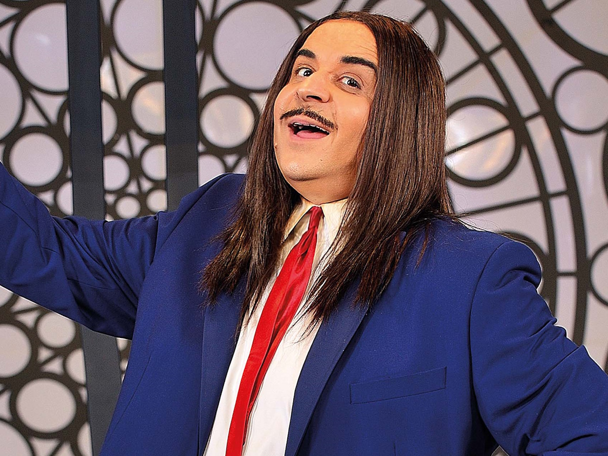 «Markos by Night»: Το MEGA φέρνει στην οθόνη μας τις μεγαλύτερες θεατρικές επιτυχίες του Μάρκου Σεφερλή