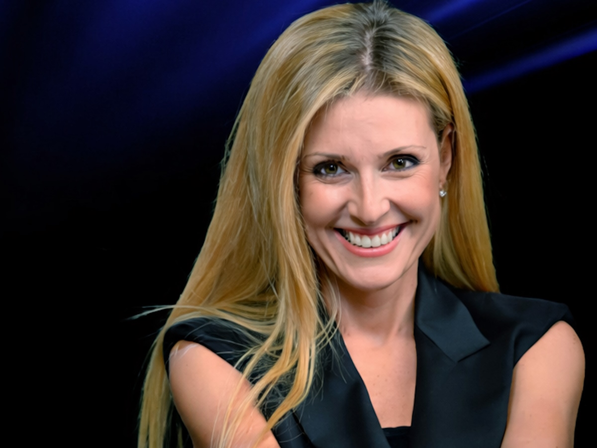 Η Όλγα Βενέτη στο TLIFE: «Πάντα δίνω τον καλύτερο εαυτό μου χωρίς να κρατώ τίποτα για μένα»