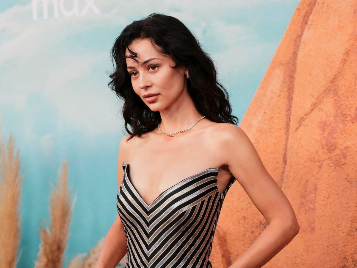 Alexa Demie: Η πρωταγωνίστρια του Euphoria αφήνει πίσω της τα τολμηρά makeup looks και «αγκαλιάζει» την απλότητα