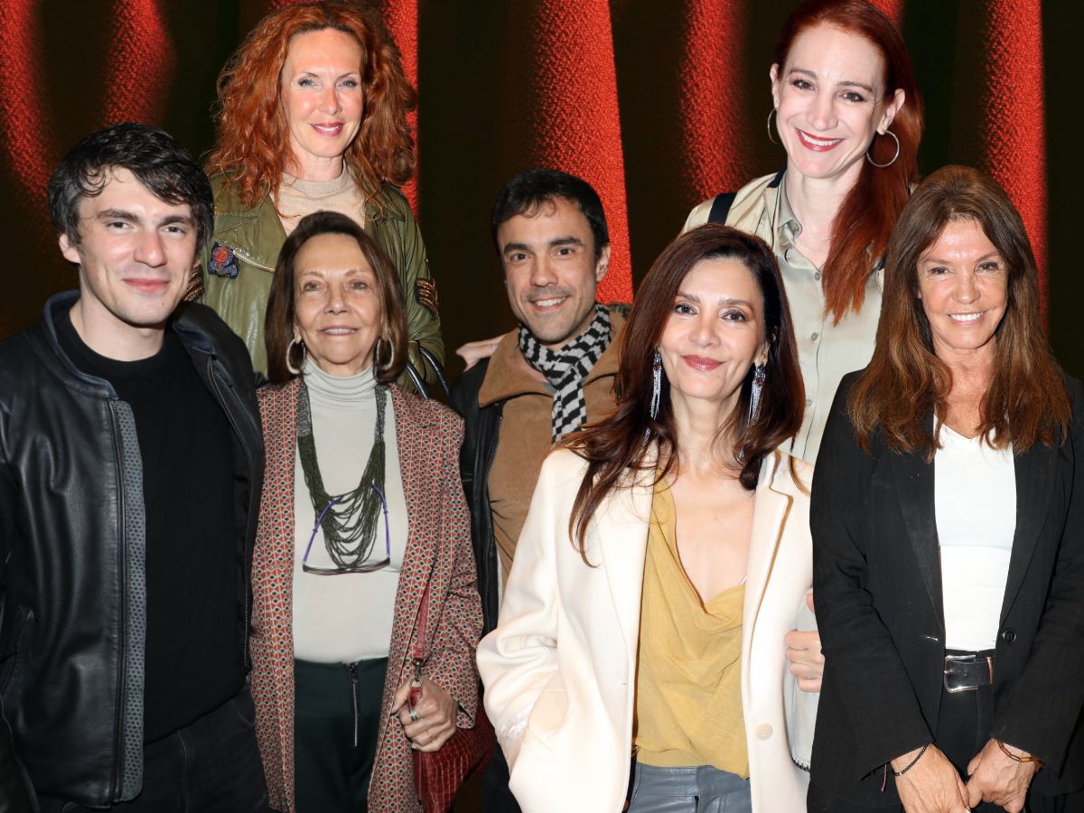 Άμλετ: Επίσημη πρεμιέρα για την παράσταση – Ποιοί έδωσαν το παρών