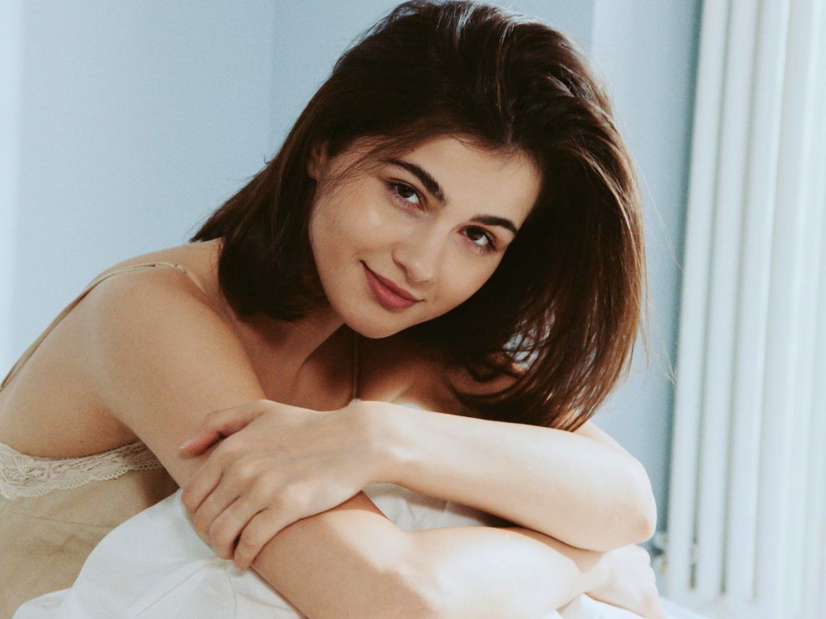 Βeauty Sleep: Δες πώς ο σωστός ύπνος κάνει reset στο δέρμα και στα μαλλιά σου