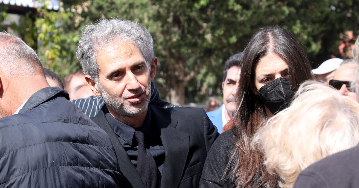 Δημήτρης Κόκοτας: Η αδελφή του αποκαλύπτει – «Εύχομαι να γίνει γρήγορα καλά – Πάω στο νοσοκομείο, τον βλέπω»