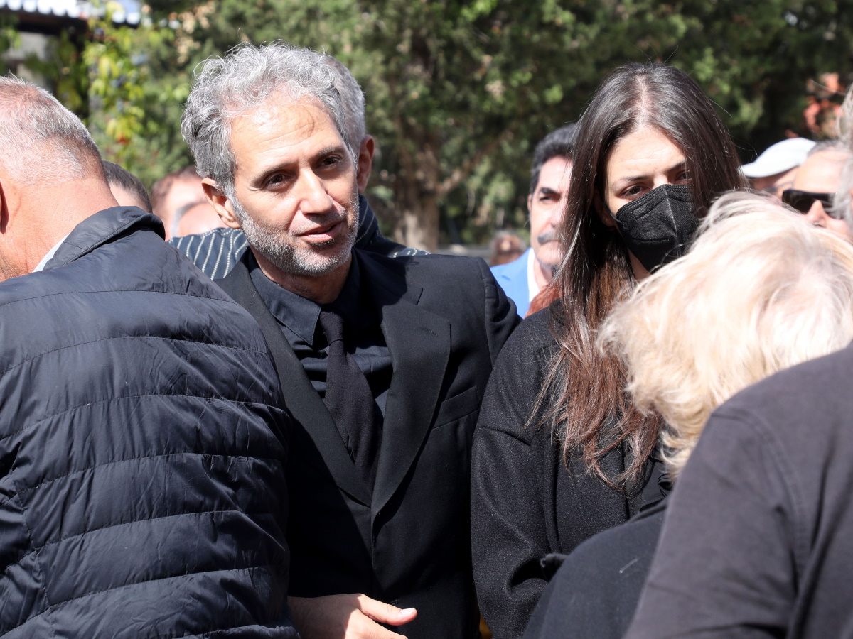 Δημήτρης Κόκοτας: Η αδελφή του αποκαλύπτει για την κατάσταση της υγείας του – «Εύχομαι να γίνει γρήγορα καλά»