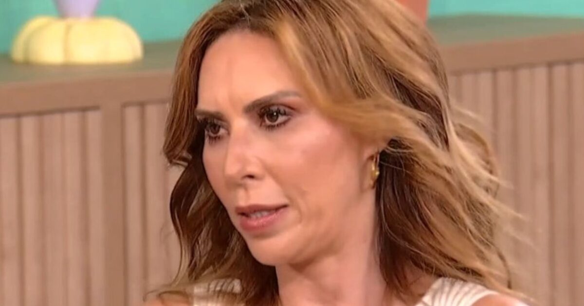 Η Δώρα Χρυσικού για την μάχη της με τον καρκίνο: «Είπα “επειδή μάλλον θα πεθάνω”, να προσέχεις τη μαμά»