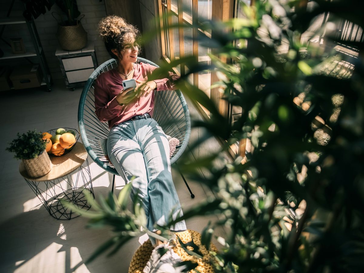 Εaster burnout: Γιατί νιώθουμε κουρασμένες σε εορταστικές περιόδους και πώς μπορούμε να το διαχειριστούμε;