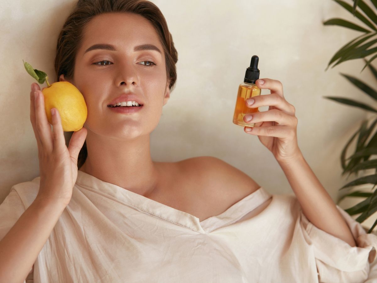 Eat your skincare: Αξίζει τη προσοχή σου η αμφιλεγόμενη τάση του Tik Tok;