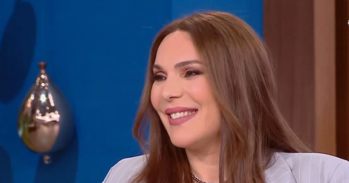 Η Ελεάνα Παπαϊωάννου για τη δεύτερη εγκυμοσύνη της: «Η κόρη μου έλεγε ότι θα μείνω έγκυος και γέλαγα με τον σύζυγό μου»