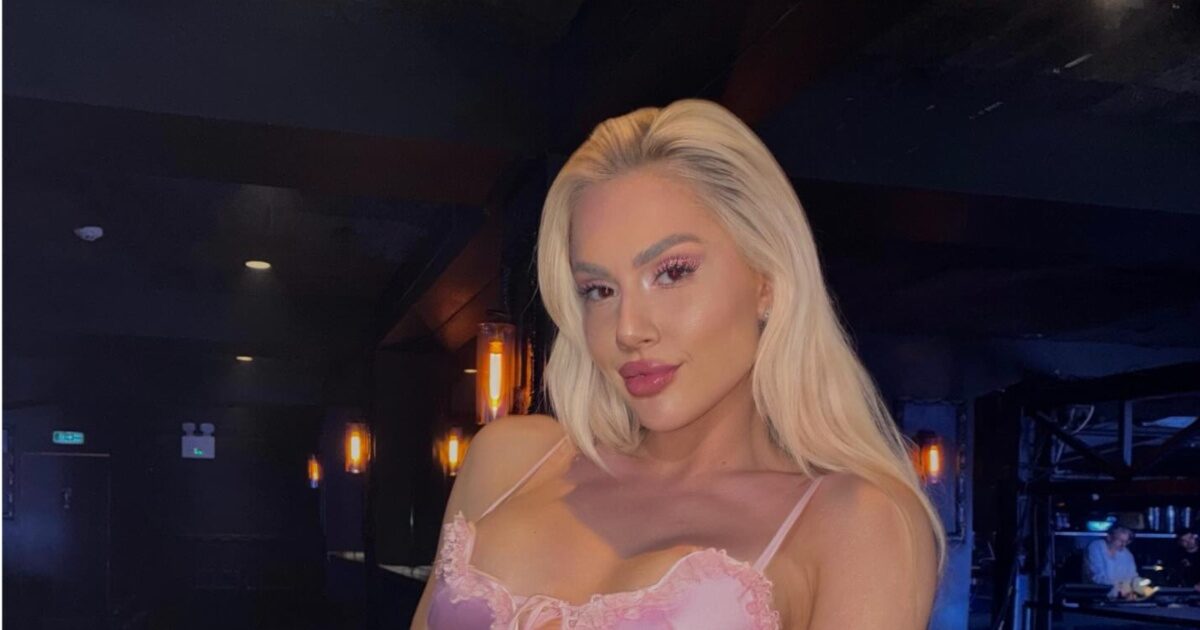 Έλενα Τσαγκρινού: «Αυτή την περίοδο είναι ακατόρθωτο να μπει ένας νέος έρωτας στη ζωή μου»