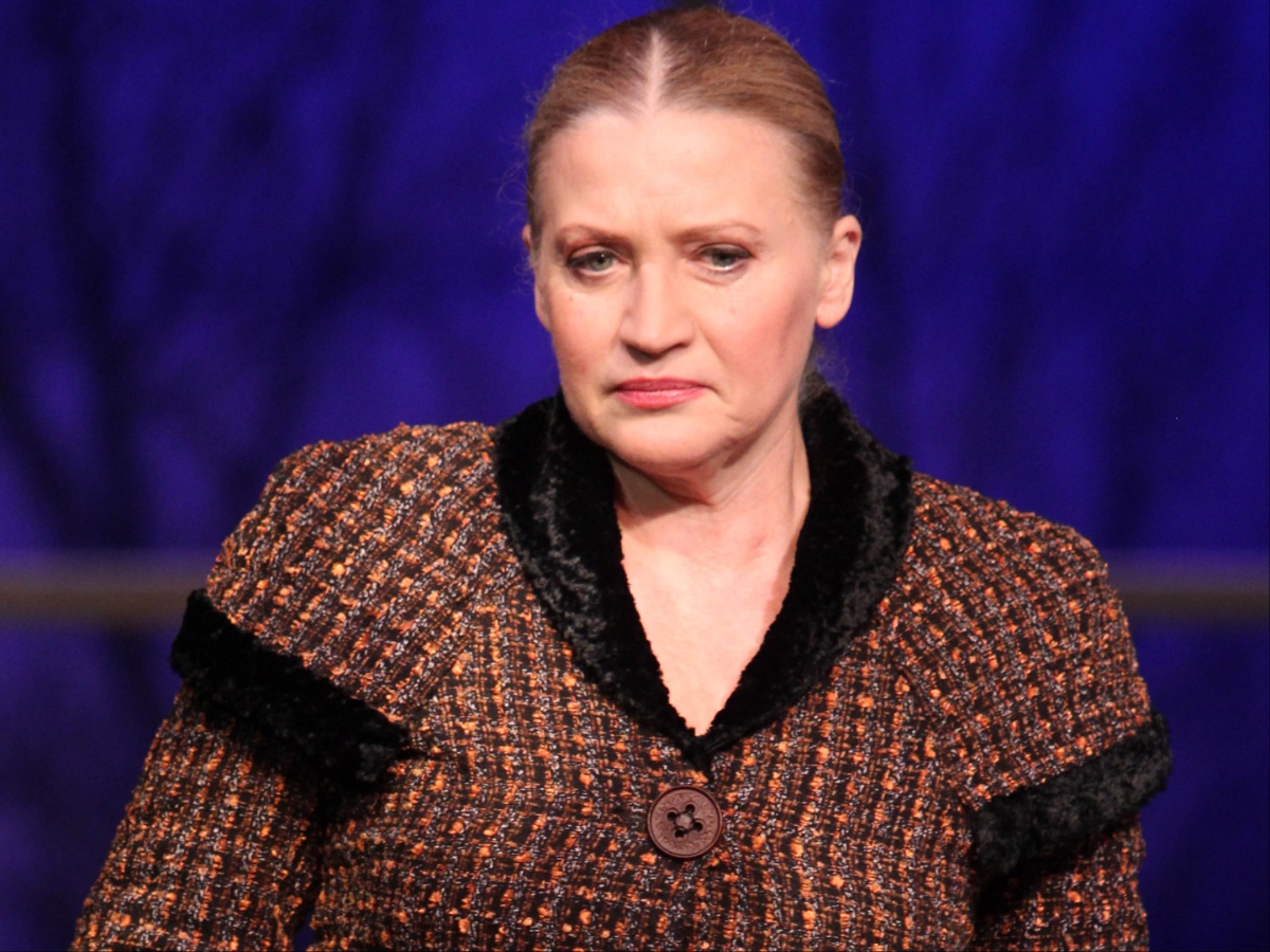 Ελένη Κρίτα: «Έχω περάσει κι εγώ την κατάθλιψή μου, βρήκα παρηγοριά στη δουλειά»