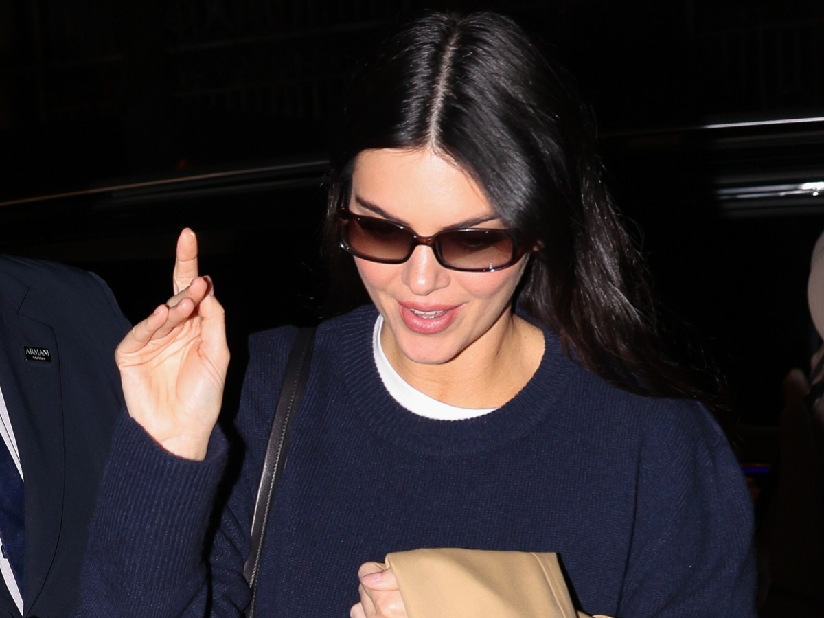 Kendall Jenner: Κάνει τον εύκολο συνδυασμό που δεν φεύγει ποτέ από τη μόδα