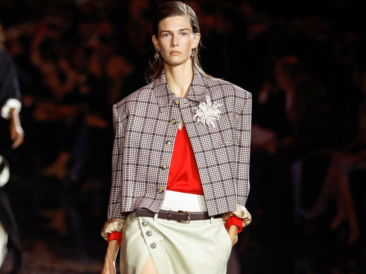 Φούστα: Τα σχέδια με σκίσιμο είναι η πιο fresh πρόταση για αυτή την σεζόν