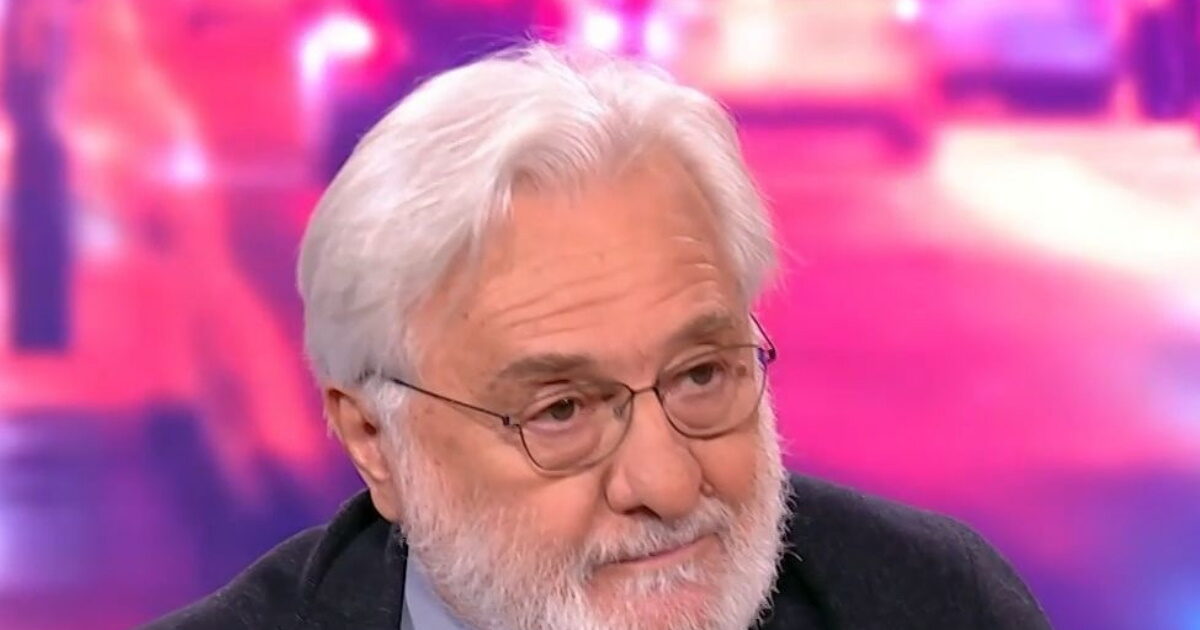 Γιάννης Σμαραγδής: «Στα γυρίσματα της ταινίας υπήρξαν στιγμές που με μάζευαν από το πάτωμα γιατί έβαζα τα κλάματα»