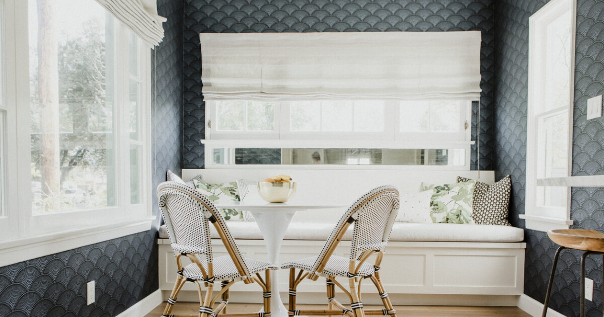 Banquette seating: Η ιδέα που μετατρέπει και την πιο μικρή γωνιά σε αγαπημένο spot