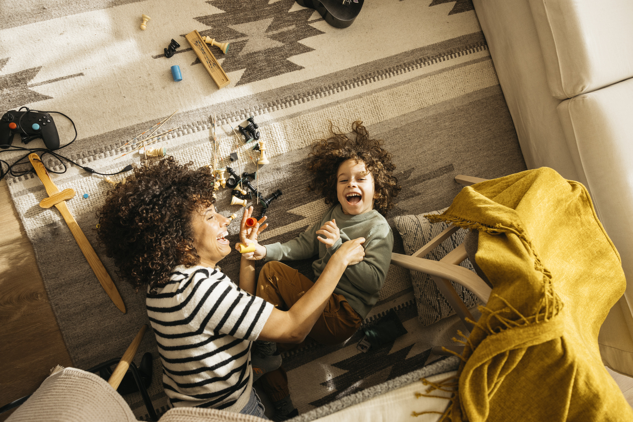 Living Room VS Bedroom Family: Εσύ σε ποιο τύπο οικογένειας ανήκεις;