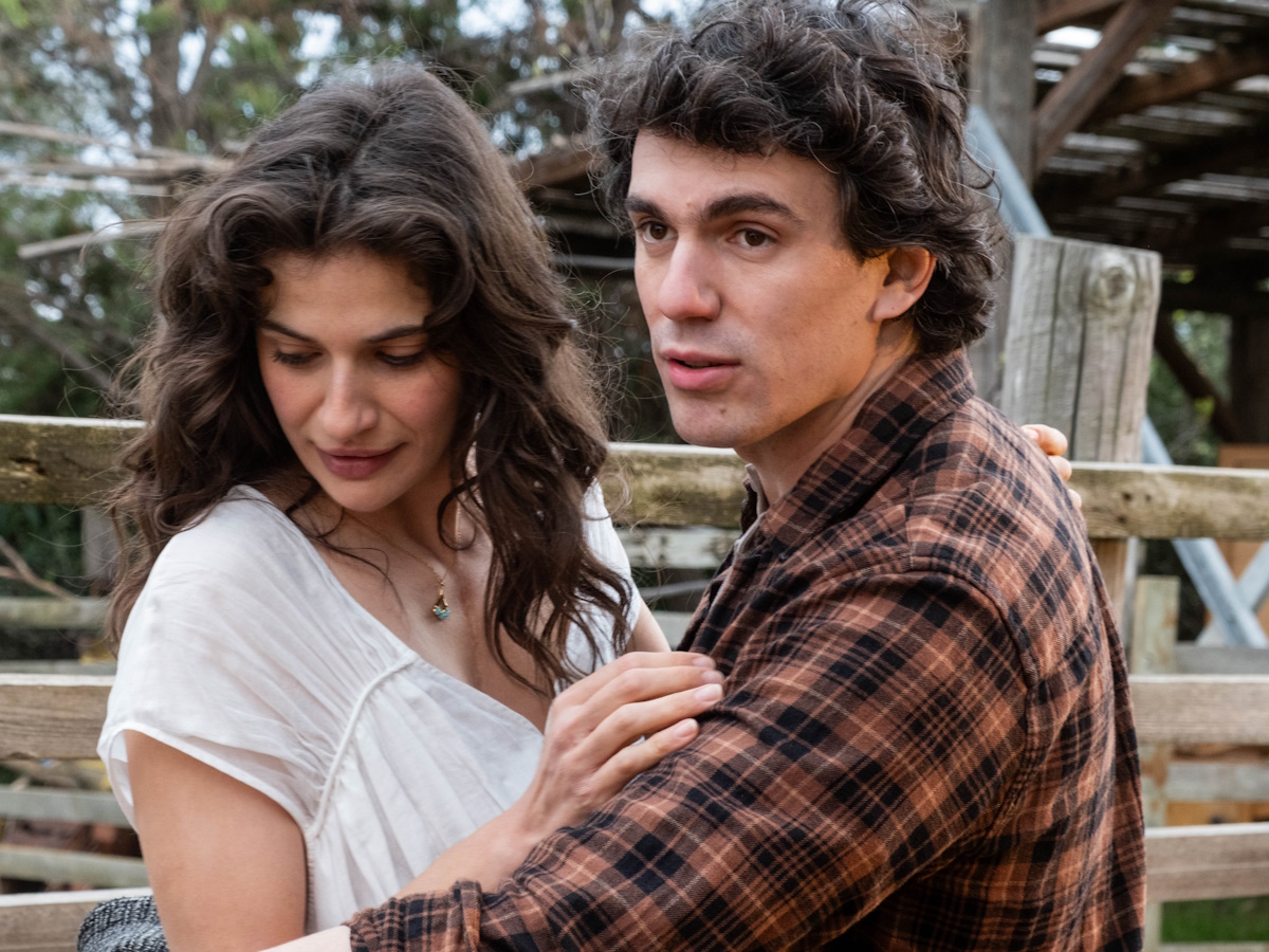 «Σύγκρουση»: Δες φωτογραφίες από τα παρασκήνια του πολυαναμενόμενου ερωτικού δικαστικού θρίλερ του MEGA