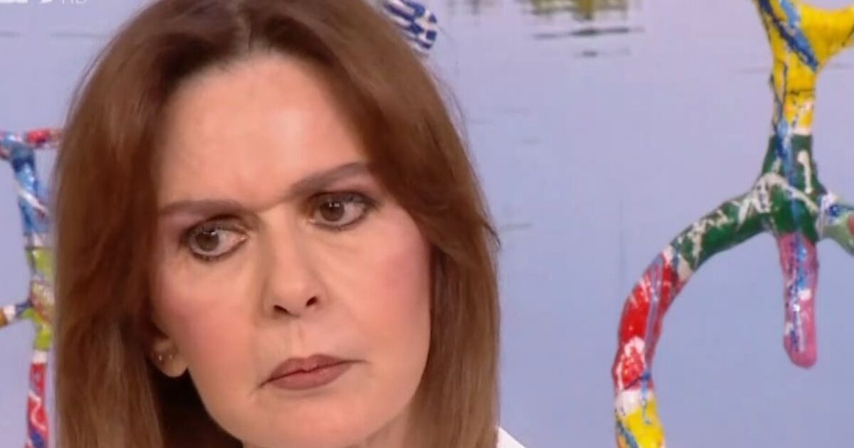 Κάτια Δανδουλάκη: «Δανείστηκα χρήματα από τους φτωχούς μου φίλους για να κάνω τις δικές μου δουλειές»