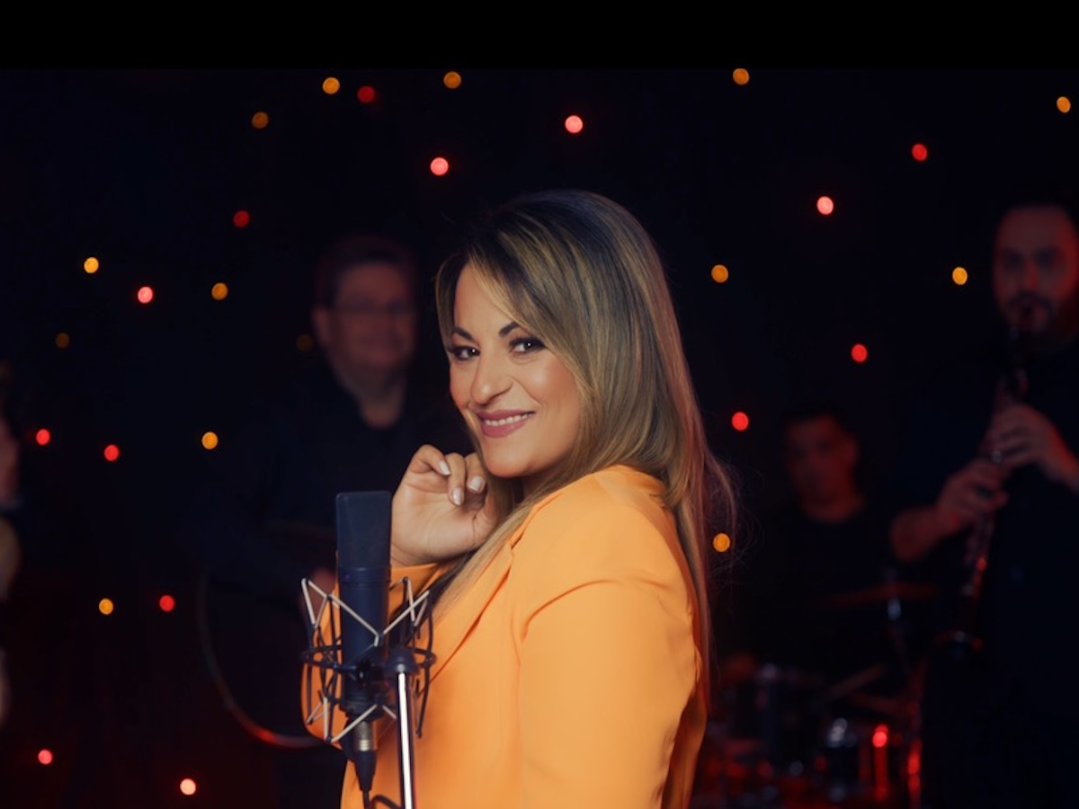 Τζένη Κατσίγιαννη: Η επανεκτέλεση του «Πες Μου πως σε Λένε» έγινε viral – Ο χορός της Ιωάννας Μαλέσκου