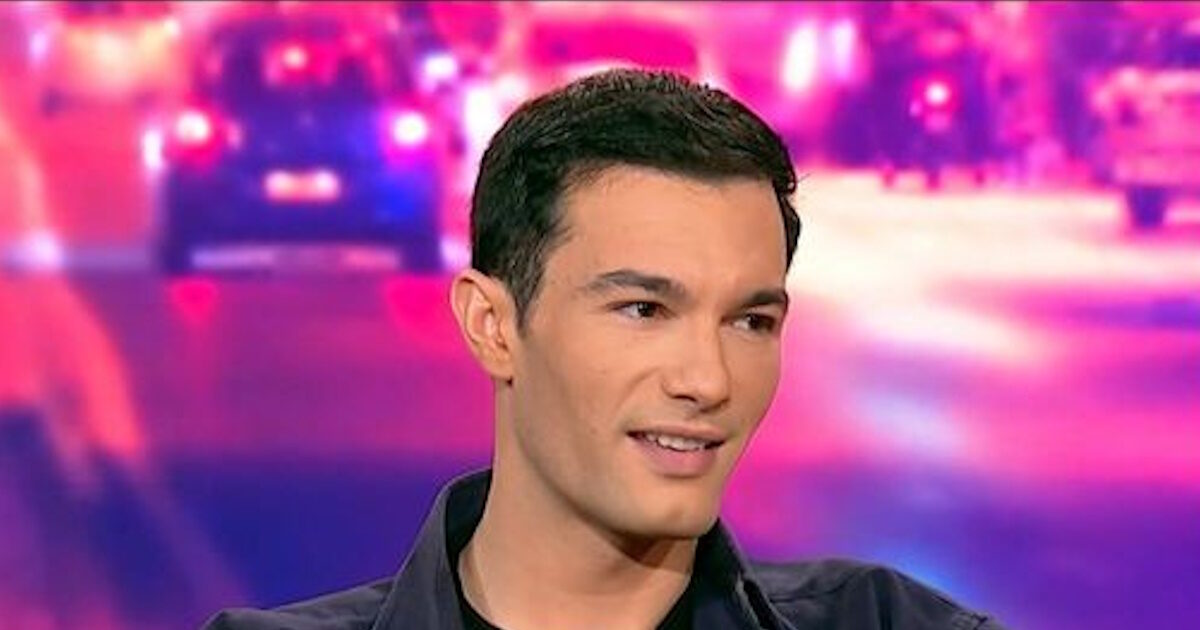 Νίκος Κοσώνας: Η απάντηση για την αντίδραση των γονιών του όταν τον είδαν γυμνό στο θέατρο