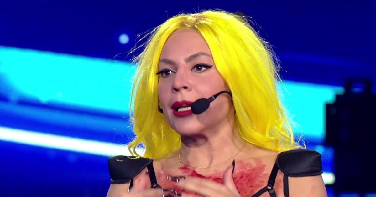 YFSF Πρεμιέρα: Η Μαριάντα Πιερίδη ως… Lady Gaga ξέχασε τους στίχους