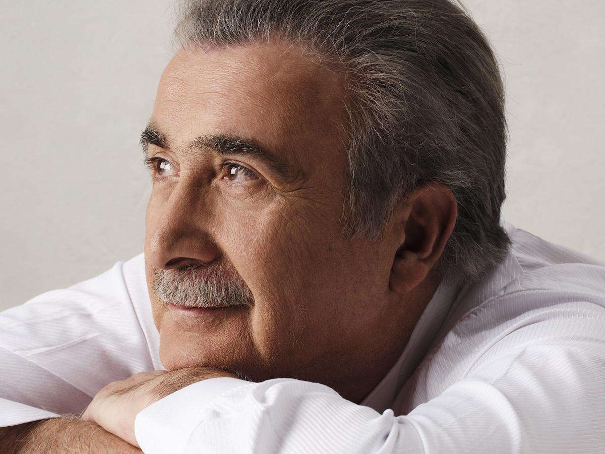 Ο Λάκης Λαζόπουλος υποδέχεται στο «Αλ Τσαντίρι Νιουζ» τον Χρήστο Μάστορα