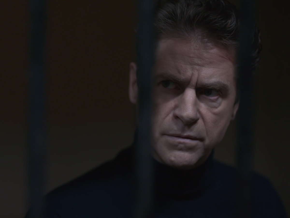 «Μια νύχτα μόνο»: Η Αρετή επισκέπτεται τον Οδυσσέα στο κρατητήριο, όπου την περιμένει μία δυσάρεστη έκπληξη