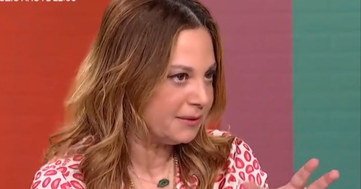 Νάνσυ Ζαμπέτογλου: «Με πήγανε μέσα σε ένα, σαν κρατητήριο ήταν αυτό – Κάθισα εκεί και έκλαιγα»