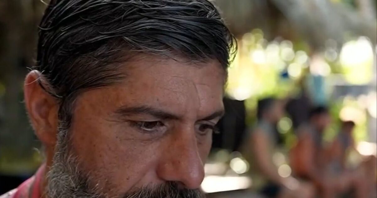 Survivor: «Καρφιά» κατά του Μιχάλη Σηφάκη – «Αυτό προσπαθεί να κάνει σε εμάς, δεν θα πέσω στον λάκκο»