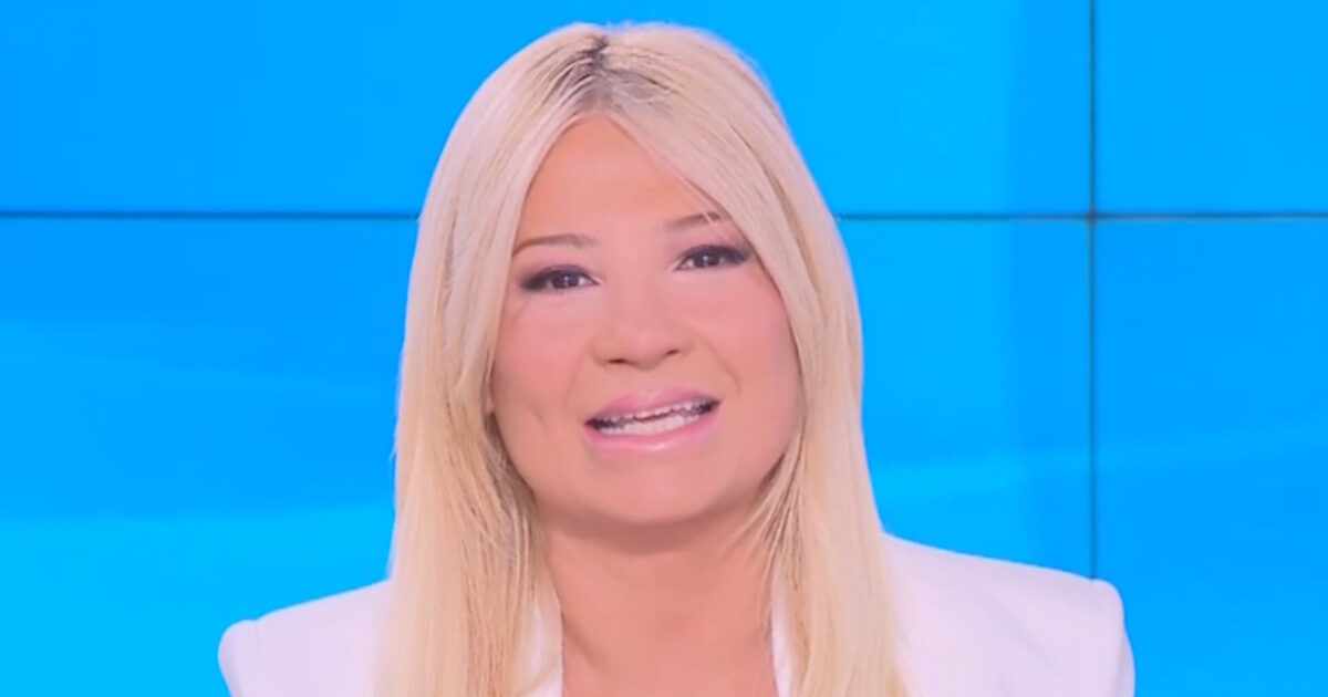 Φαίη Σκορδά: Οι ευχές στην Κατερίνα Καινούργιου – «Θα ήθελα  δω το μωράκι»