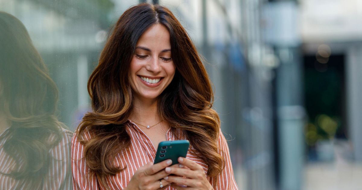 Βeauty brands και socia media: Το Tik Tok αλλάζει τους κανόνες του παιχνιδιού