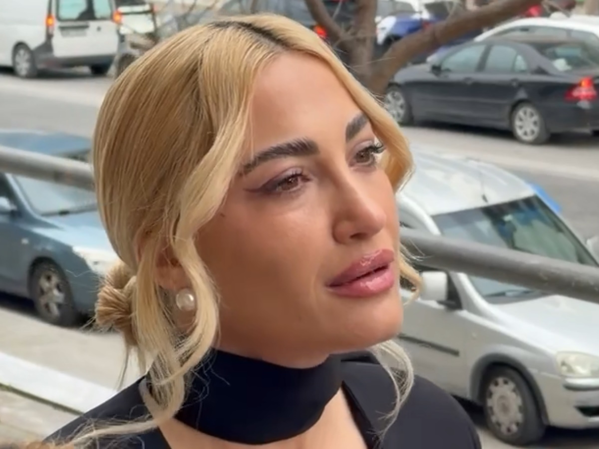 Η Ιωάννα Τούνη από τα δικαστήρια: «Είμαι πολύ αγχωμένη, δεν ξέρω αν κατάφερα να κοιμηθώ» – Σήμερα η απόφαση για το revenge porn βίντεο