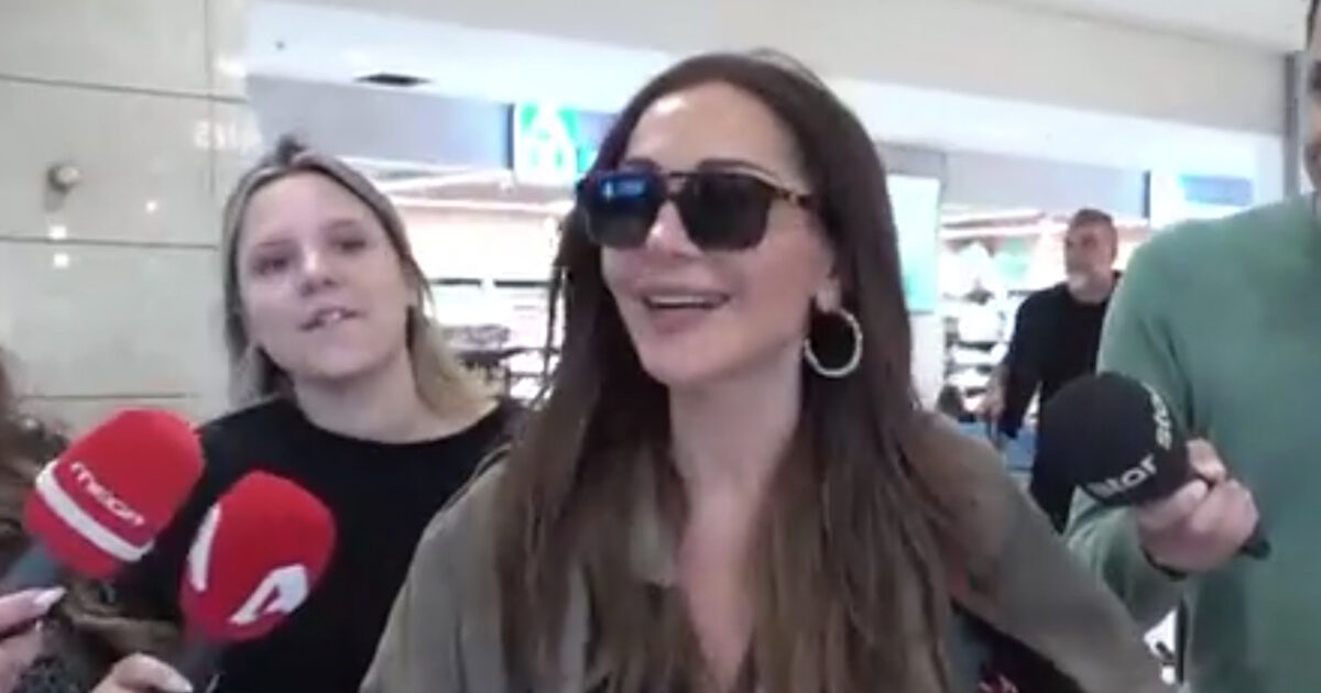 Δέσποινα Βανδή: Η αντίδραση στην κάμερα μετά τις φήμες που τη θέλουν να «μετακομίζει» στο Hotel Ερμού