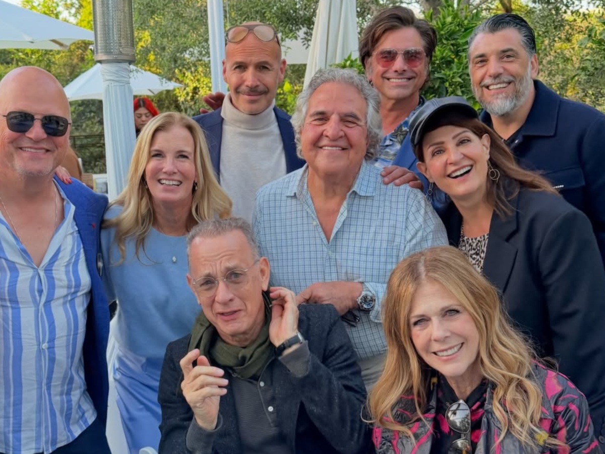 Νία Βαρντάλος: Γιόρτασε το ελληνικό παραδοσιακό Πάσχα με τον σύντροφό της – Στο πλευρό τους ο Τομ Χανκς και η Ρίτα Γουίλσον