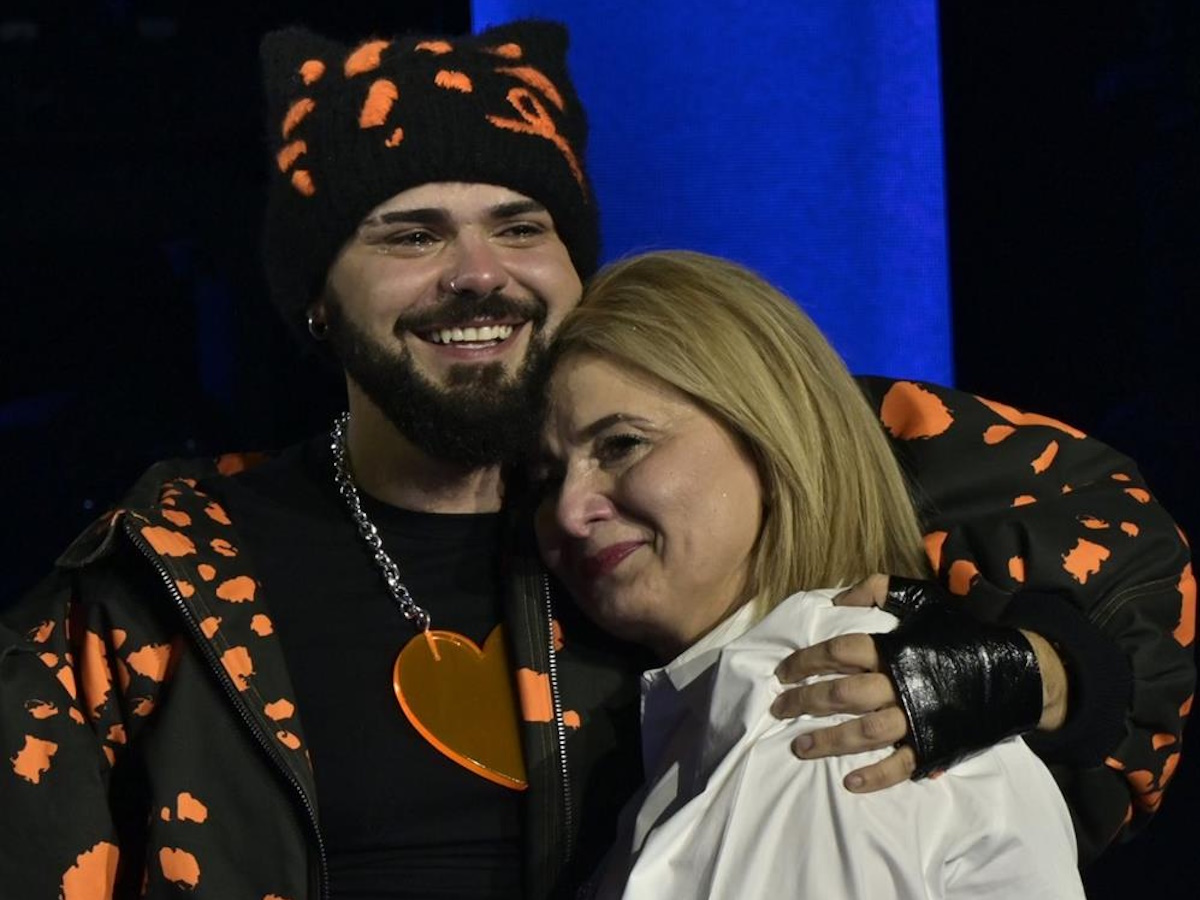 Akylas: Η στιγμή που η μητέρα του συγκινείται στον τελικό της Eurovision 2026 – Βίντεο