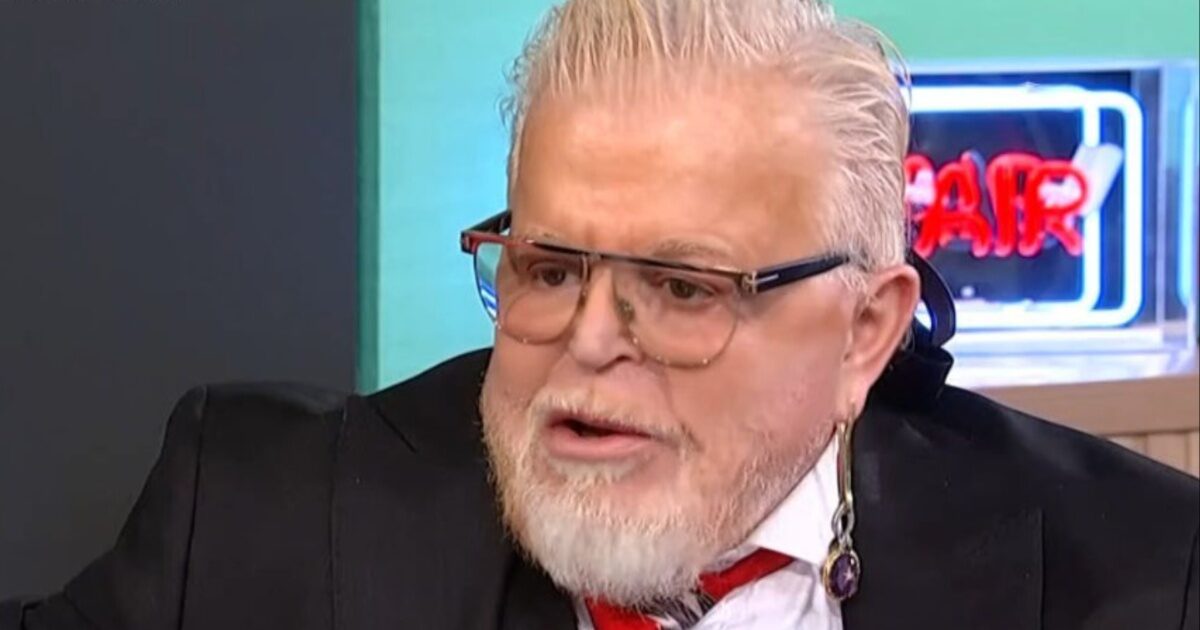 Νίκος Αποστολόπουλος: Η εξομολόγηση για τον πατέρα του – «Είναι πολύ σκληρό αυτό που θα πω»