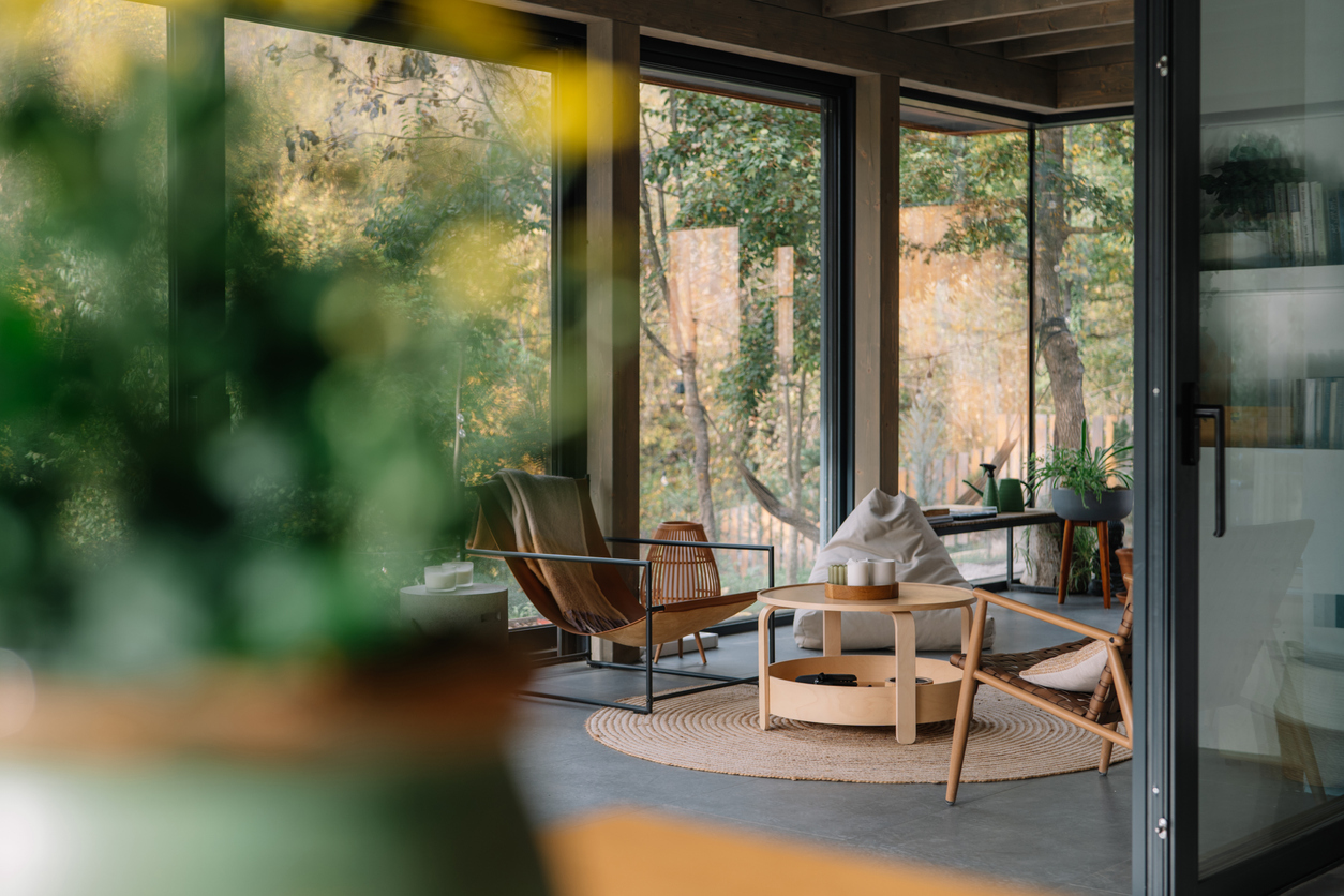 Minimal ή rustic; Πώς να παίξεις με το ξύλο χωρίς να κάνεις λάθος