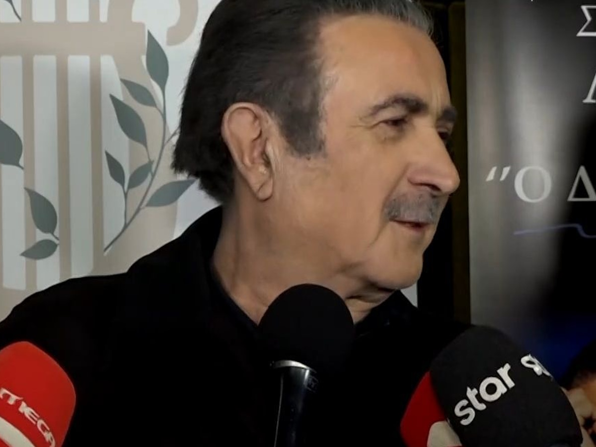 Λάκης Λαζόπουλος: «Είπα ότι θα πάρω απόσταση από το θέατρο, όχι από τα υπόλοιπα»