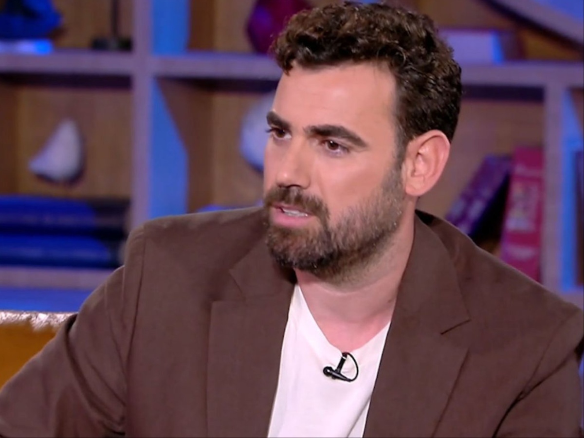 Νίκος Πολυδερόπουλος: Η δυσλεξία και η εξομολόγηση για την σύντροφό του – «Είναι λίγο ζόρικα τώρα με το παιδί»