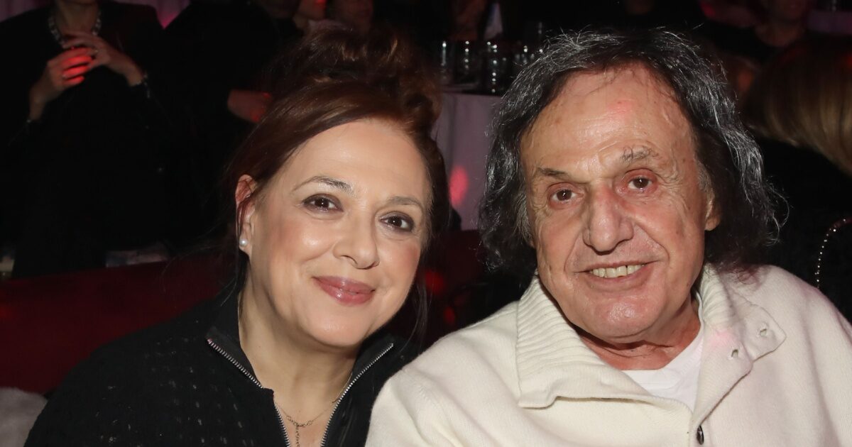Ελένη Ράντου για Βασίλη Παπακωνσταντίνου: «Μας χώριζαν κάθε τρείς μήνες, και χωρίς να το ξέρουν μας έκαναν καλό»