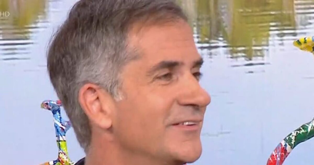 Κώστας Μπακογιάννης για Σία Κοσιώνη: «Δίνει τα πάντα για την οικογένειά μας, το θεωρούσα αυτονόητο να είμαστε εκεί την τελευταία της μέρα στο ΣΚΑΪ»