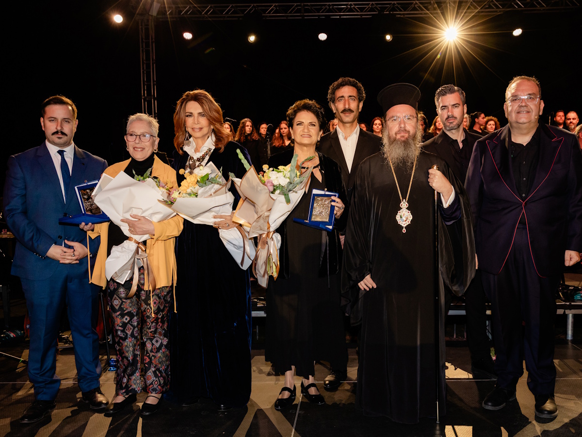 «Έξοδος – Ο Δρόμος προς την Αθανασία»: Όλα όσα έγιναν στη μεγαλειώδη παράσταση της Μιμής Ντενίση στο Μεσολόγγι