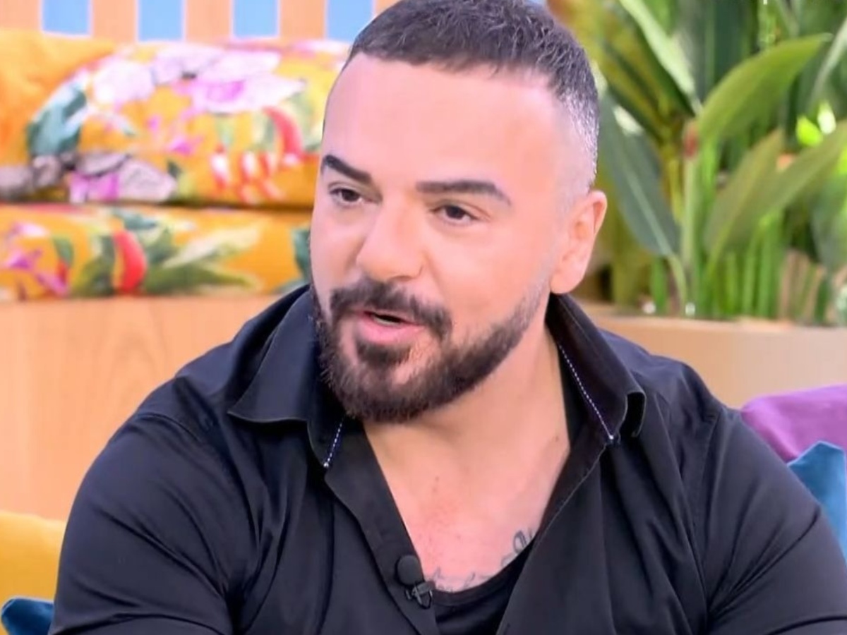 Τριαντάφυλλος: Η αποκάλυψη για τη σχέση με την πρώην σύζυγό του και το μήνυμά του προς Σάκη Κατσούλη και Μαριαλένα Ρουμελιώτη